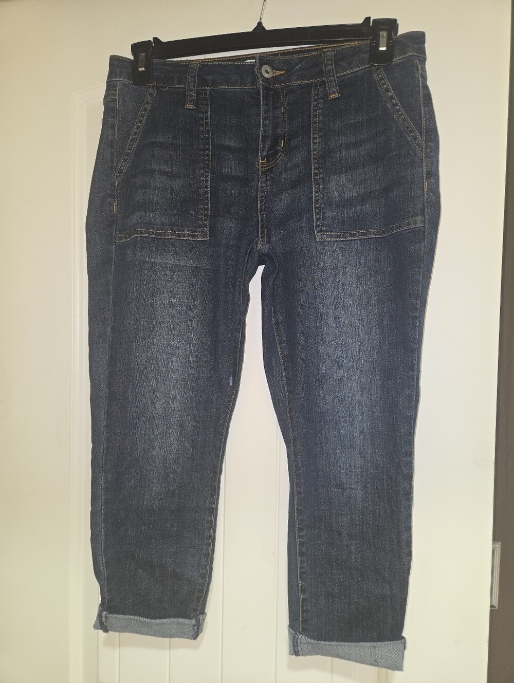 NWOT Denim High Rise Capris - Casual Straight Fit